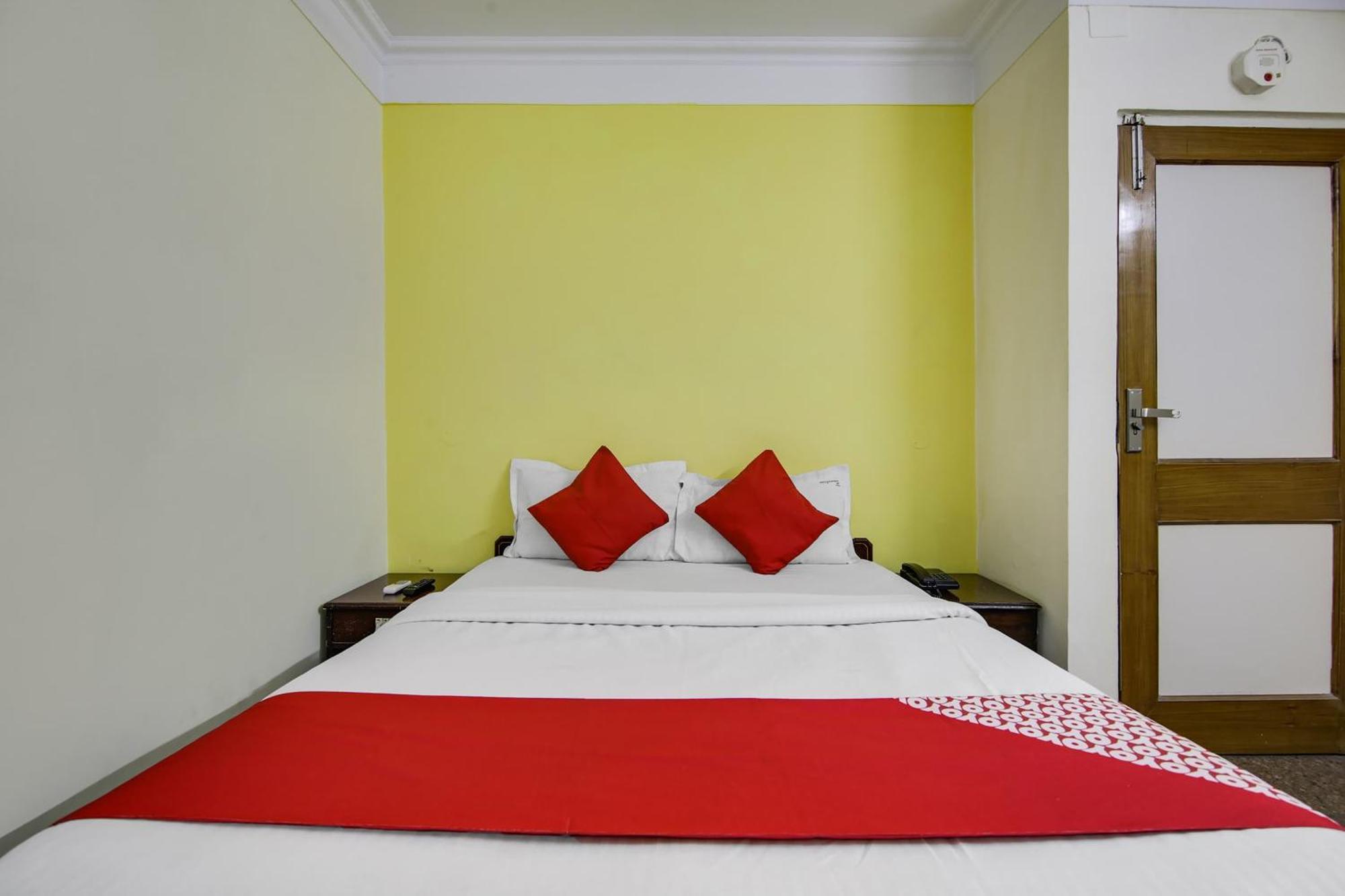 Hotel O Sunshine Palace Delhi  Bagian luar foto